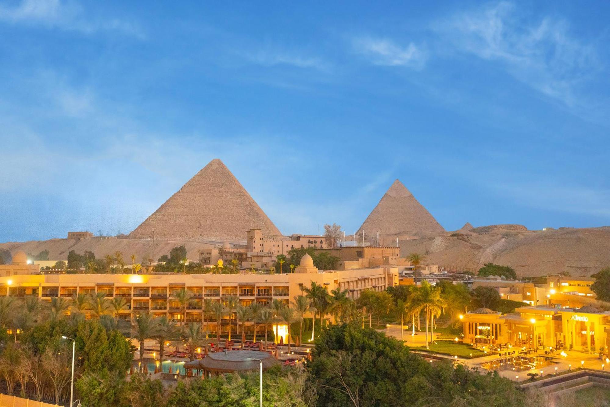 Gaia Pyramids Hotel Kafret el-Gabal Buitenkant foto
