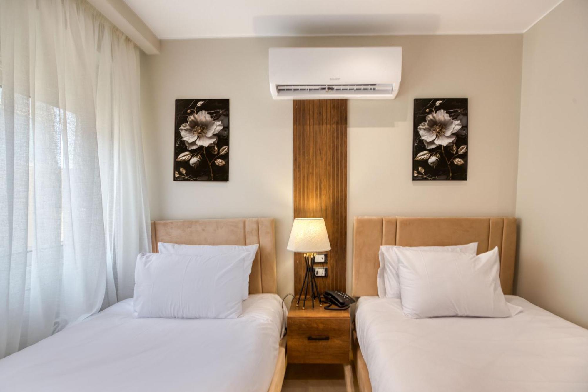Gaia Pyramids Hotel Kafret el-Gabal Buitenkant foto