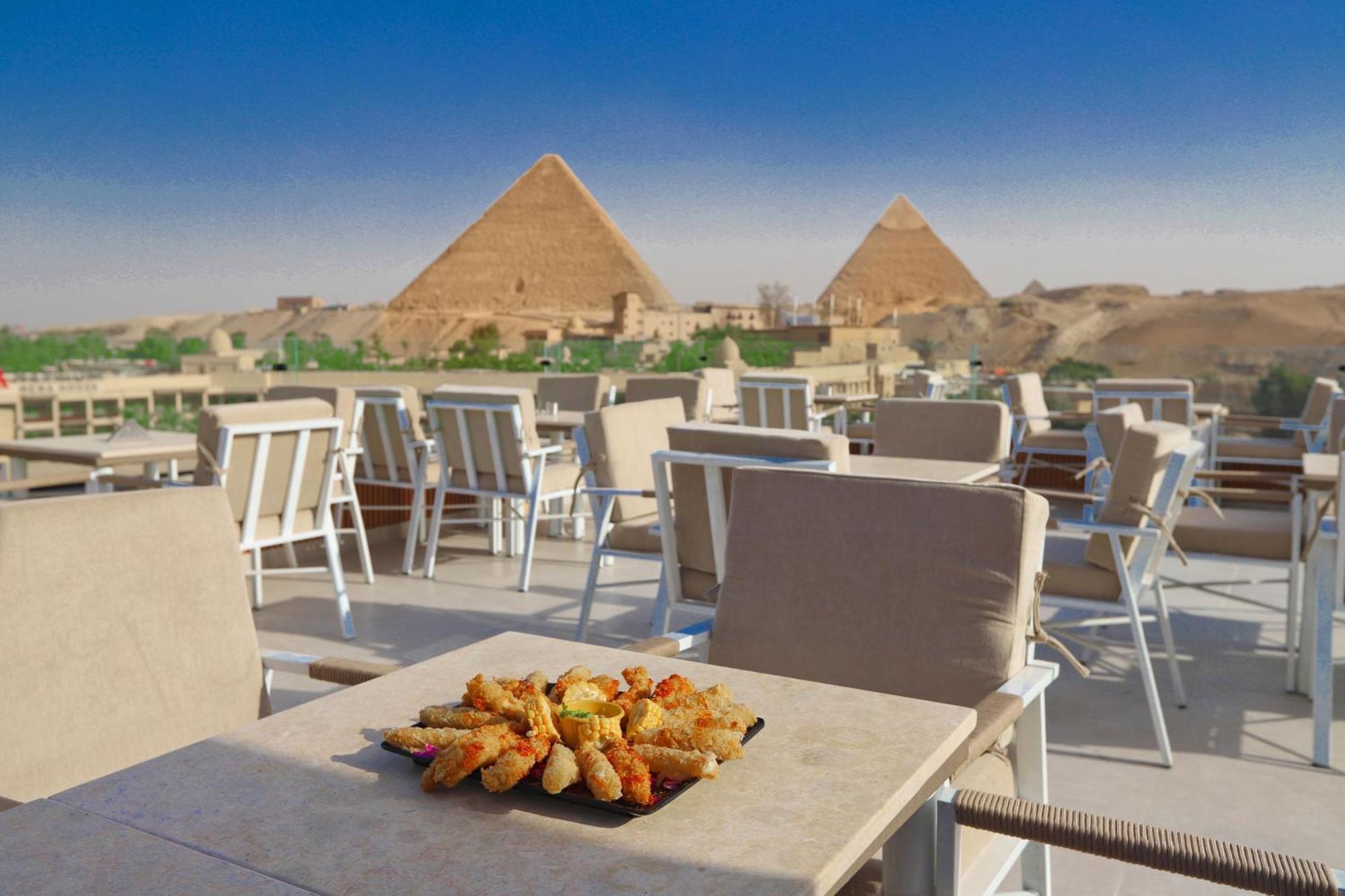 Gaia Pyramids Hotel Kafret el-Gabal Buitenkant foto