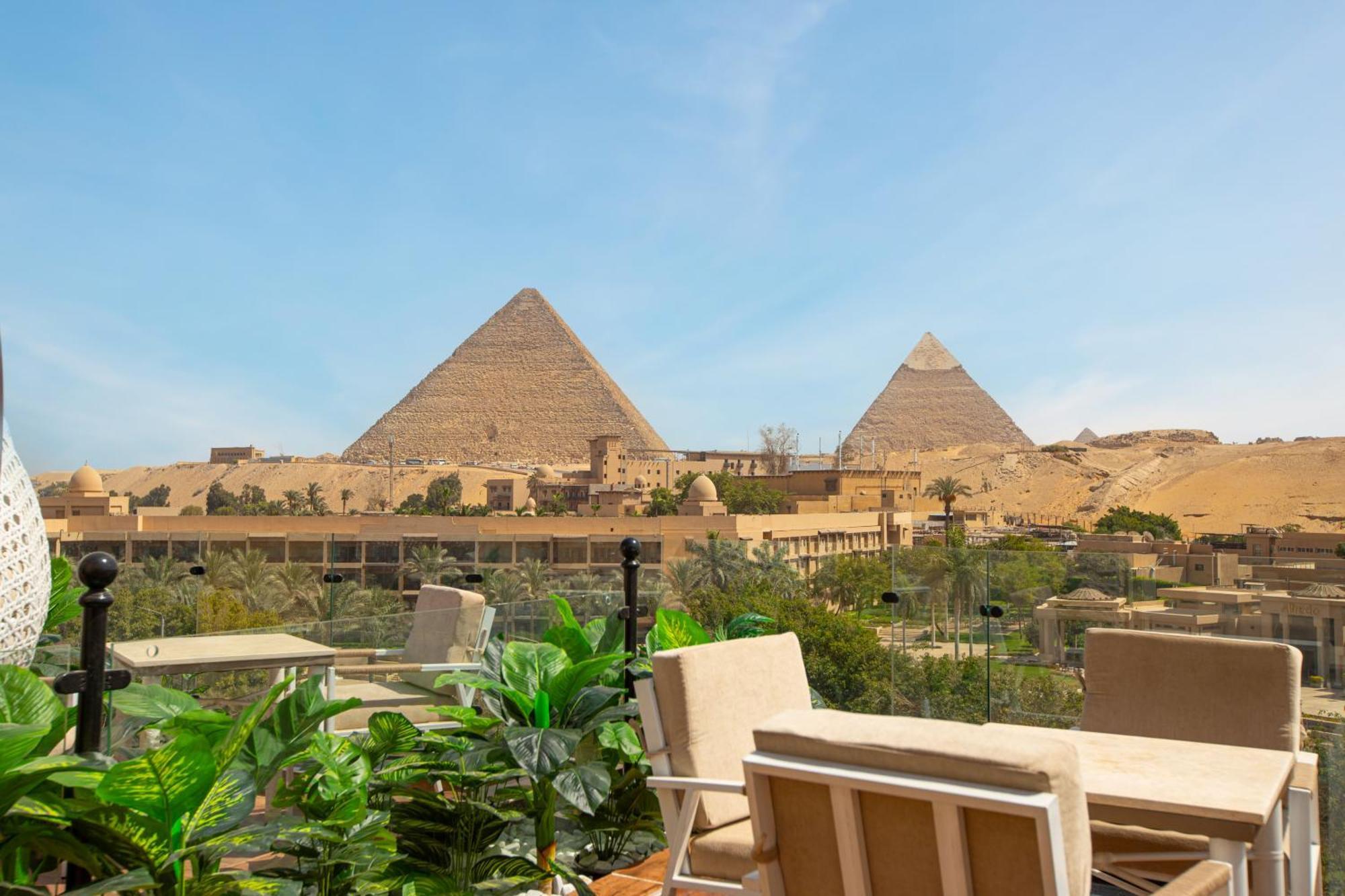 Gaia Pyramids Hotel Kafret el-Gabal Buitenkant foto