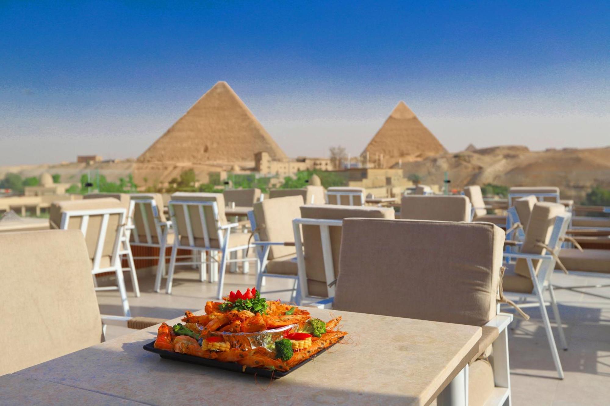 Gaia Pyramids Hotel Kafret el-Gabal Buitenkant foto