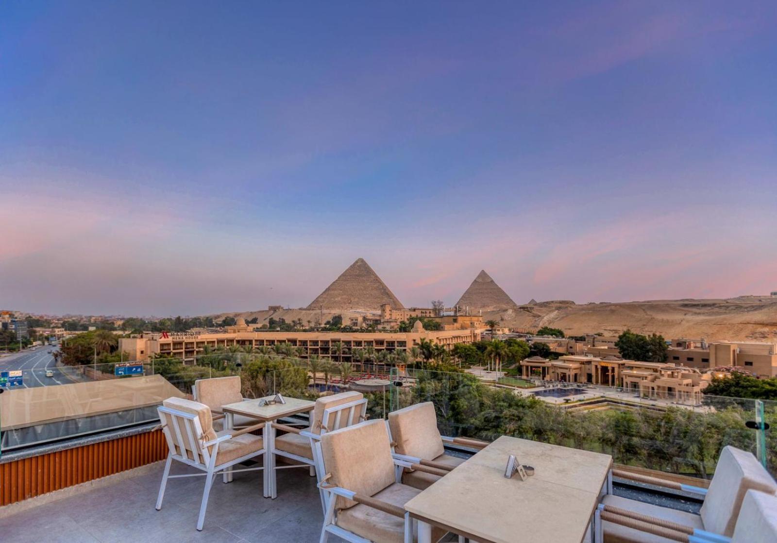Gaia Pyramids Hotel Kafret el-Gabal Buitenkant foto