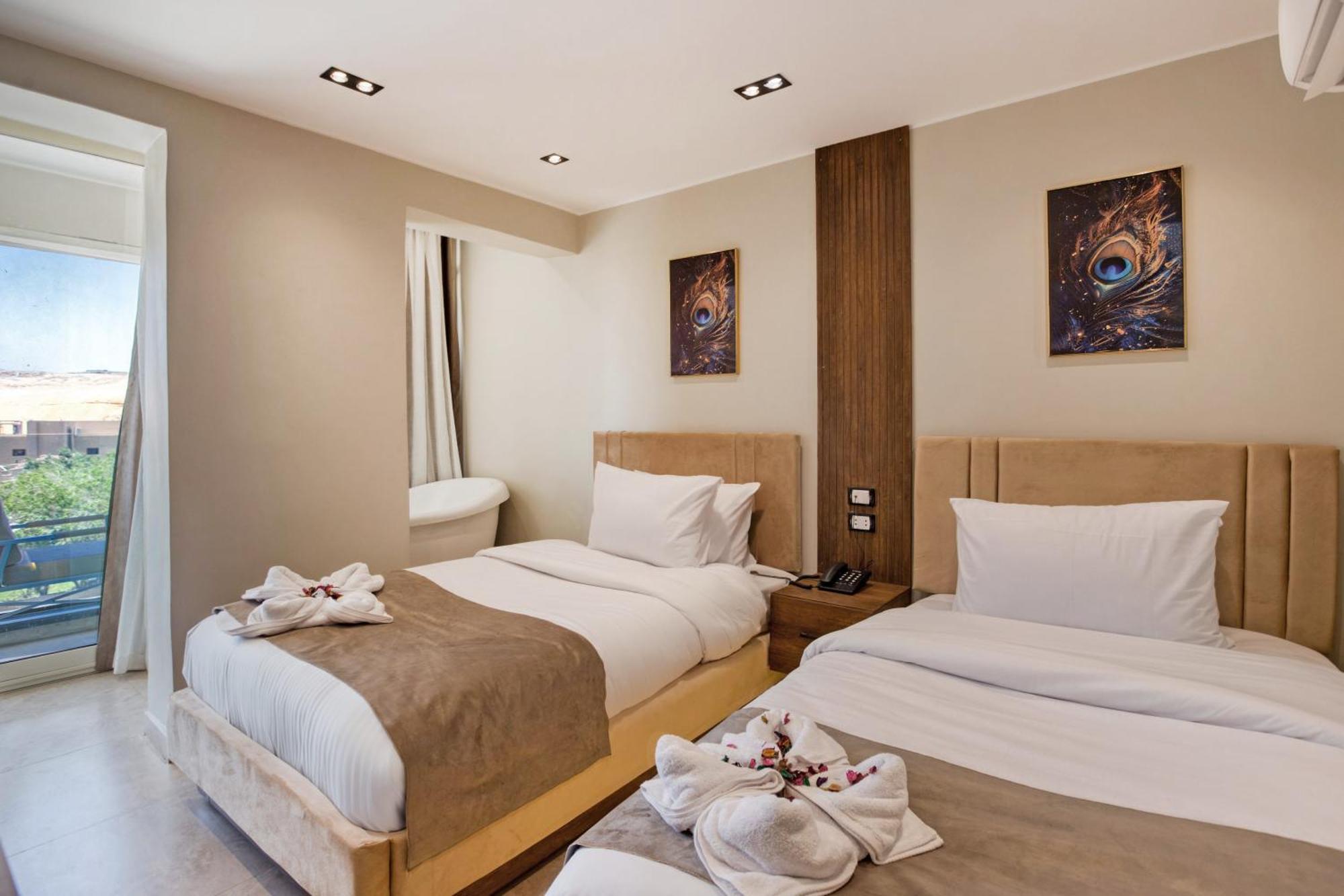 Gaia Pyramids Hotel Kafret el-Gabal Buitenkant foto